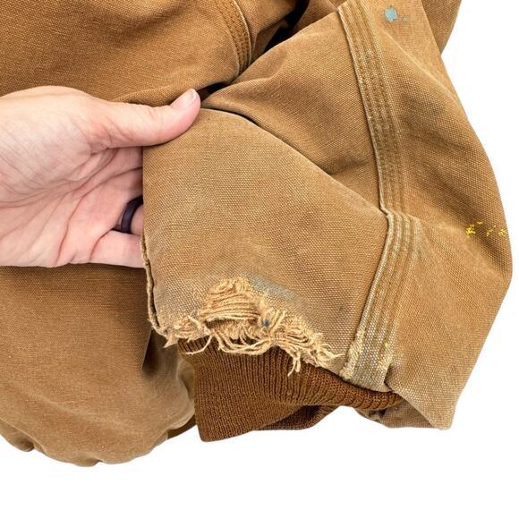 Carhartt FRJ195 Flame Resistant Quilt Lined Heavyweight Duck Bomber Jacket - Picture 9 of 15